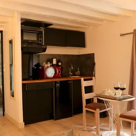 Ilot Desille Apartment
