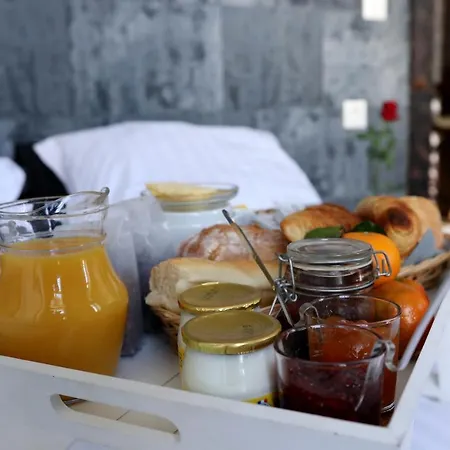 Ilot Desille 公寓 *