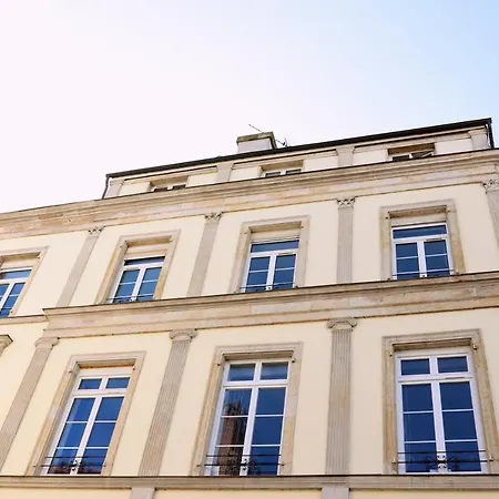 Ilot Desille Apartment