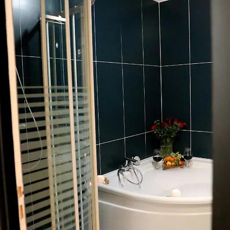 Ilot Desille Apartment